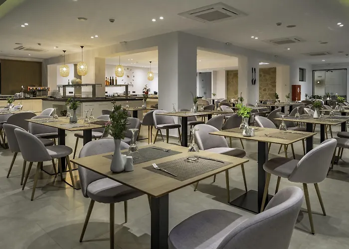 Amaryllis Hotel 4*