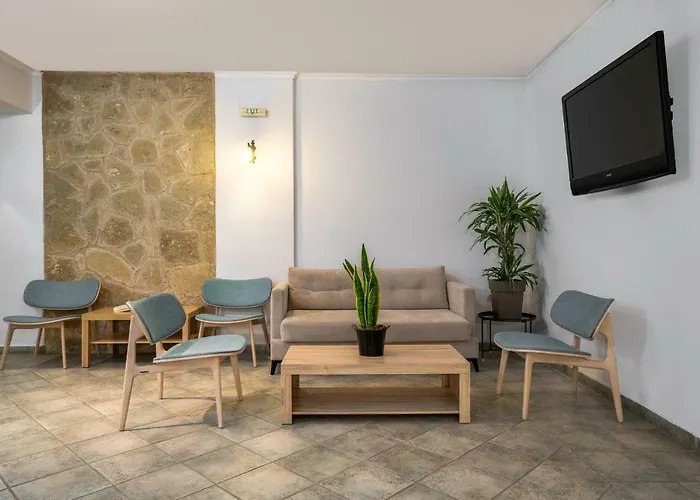 Amaryllis Hotel 4*