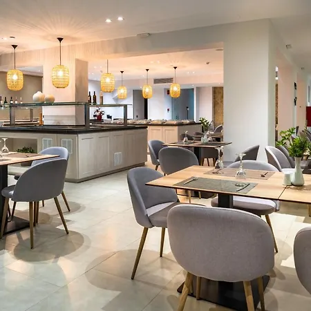Amaryllis Hotel 4*