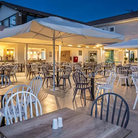 Amaryllis Hotel Отель Каламакион