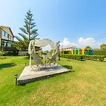 Amaryllis 4* Kalamákion