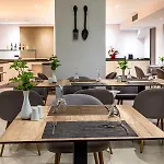 Amaryllis Hotel 4*