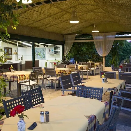 Amaryllis Hotel 4*