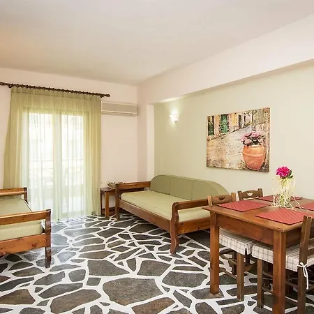 Amaryllis 4* Kalamákion